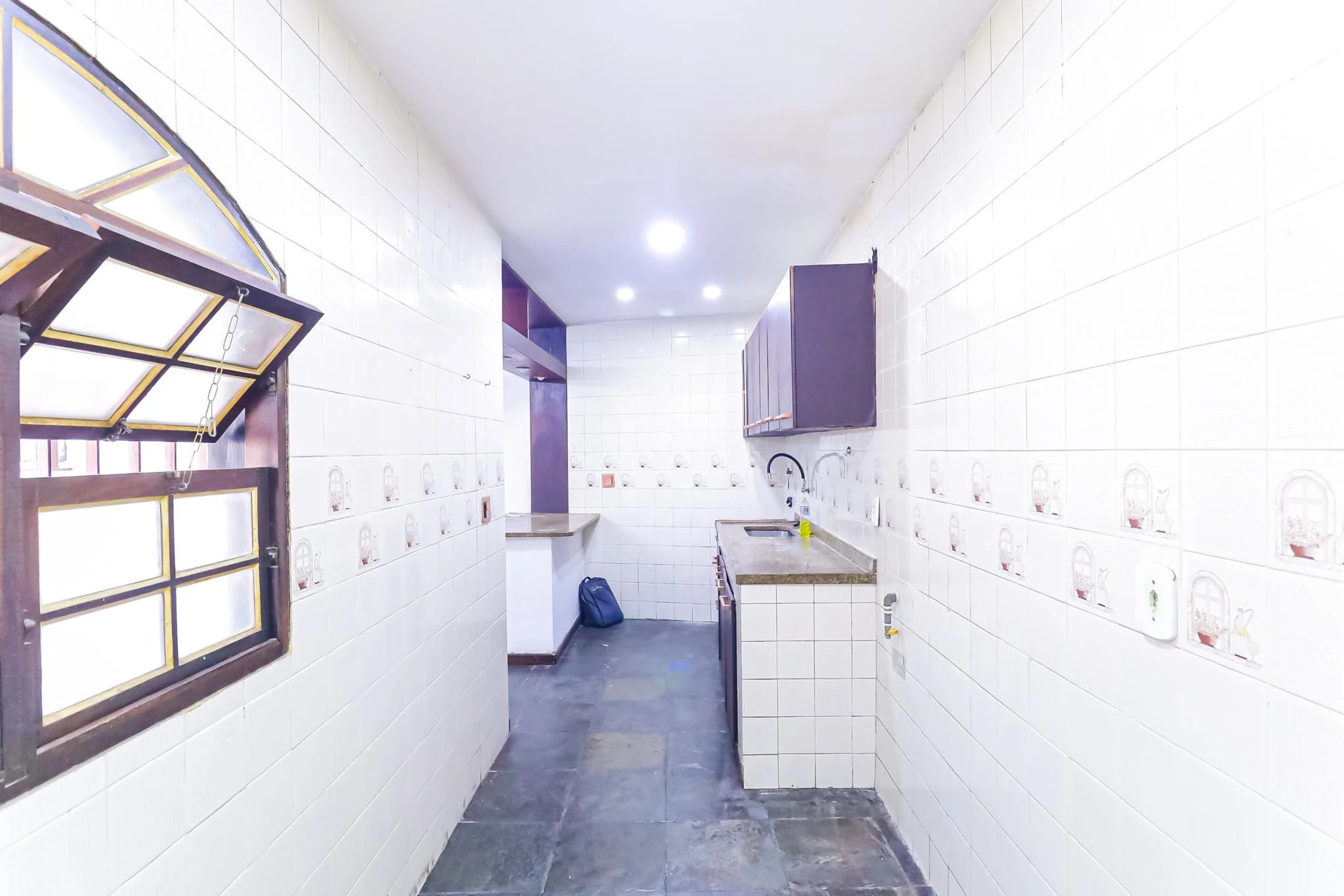 House, 240 m², with a jacuzzi — photo 31