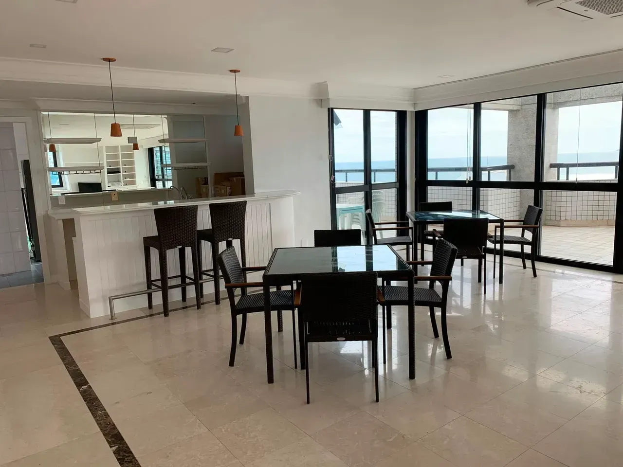 Apartamento mobiliado com 4 quartos e 5 banheiros — photo 6