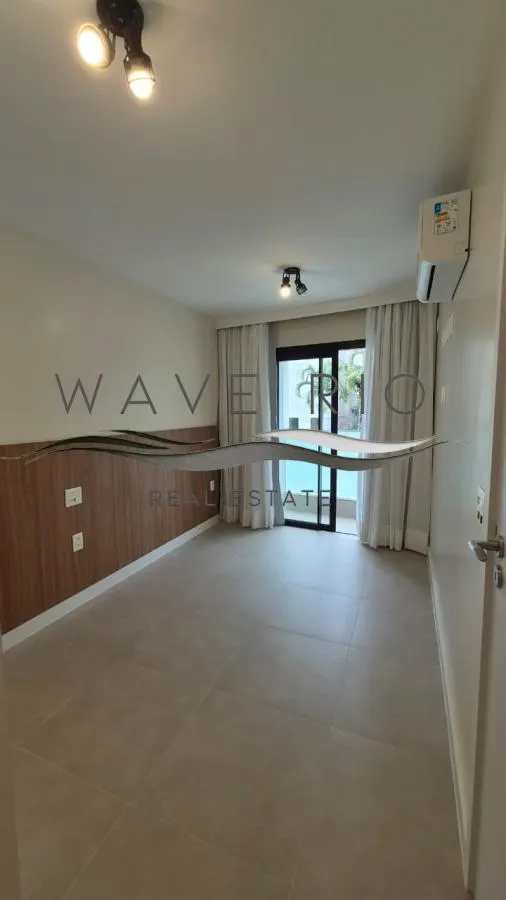 One-bedroom apartment with a mountain view in Rio de Janeiro — photo 6