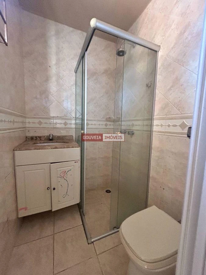 235 m² house with an en-suite and 3 parking spots — photo 10
