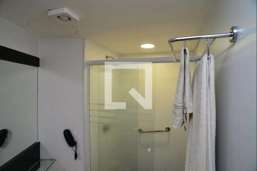 Rental apartment with 1 bedroom and 52 m² — photo 18