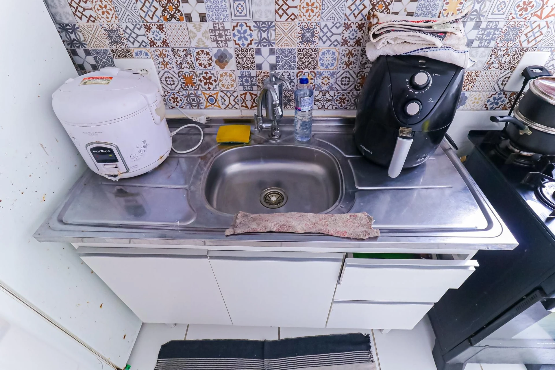 2-bedroom apartment with a washing machine — photo 25