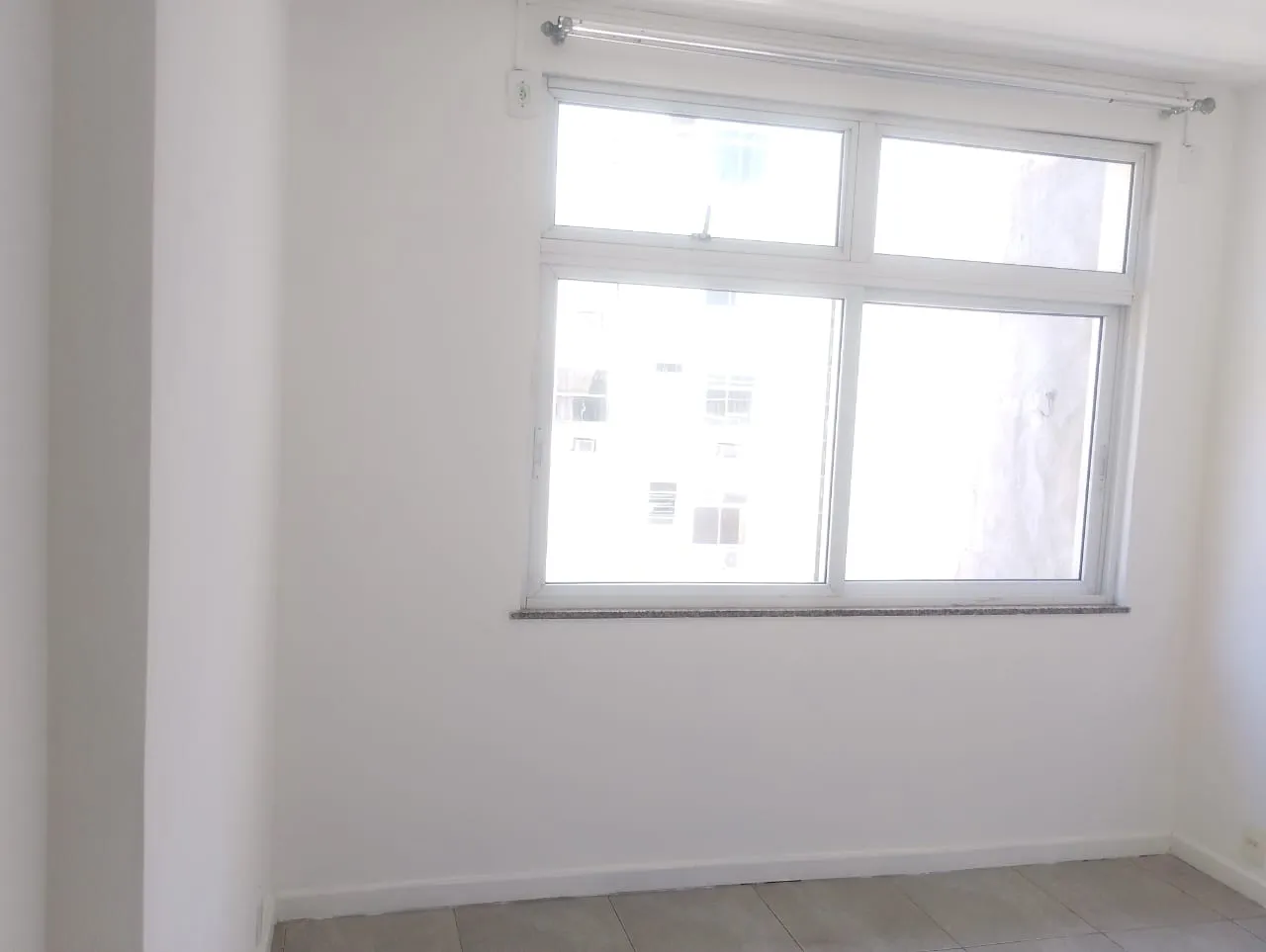 Apartamento com cozinha fechada e 3 quartos — photo 19
