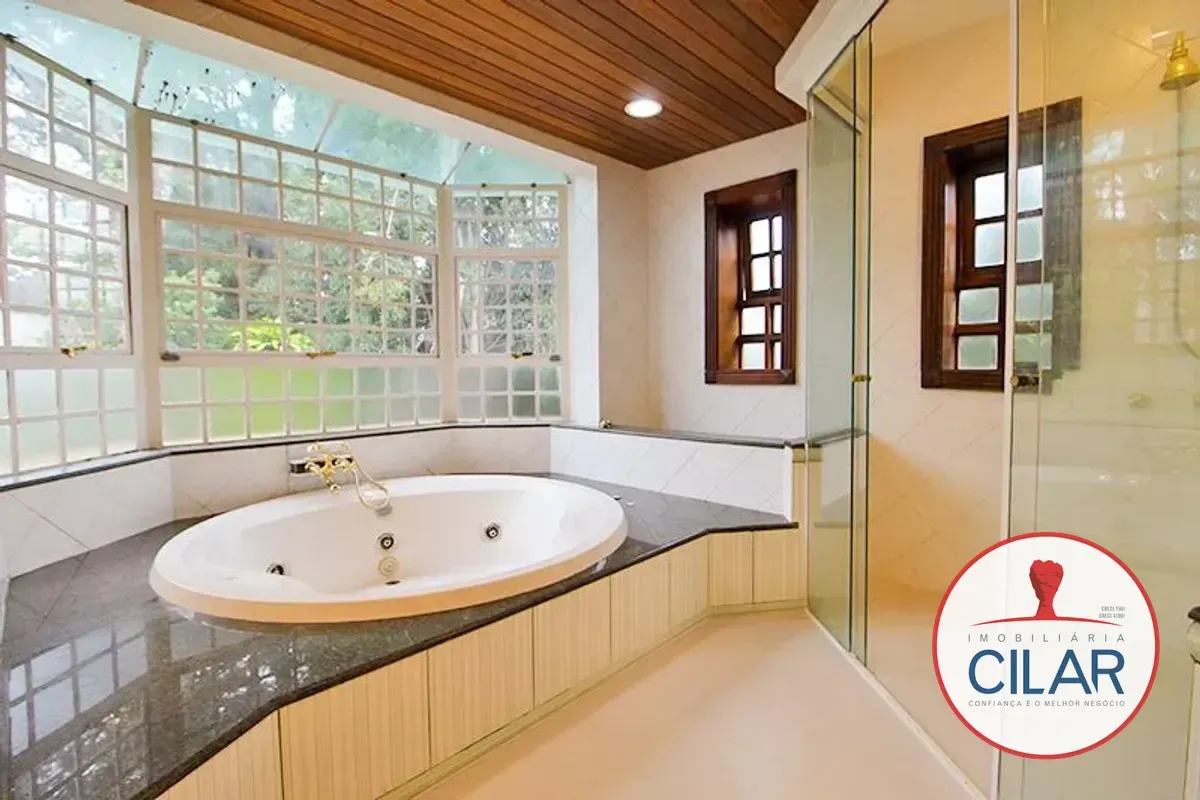 House, 540 m², with a bathtub — photo 16