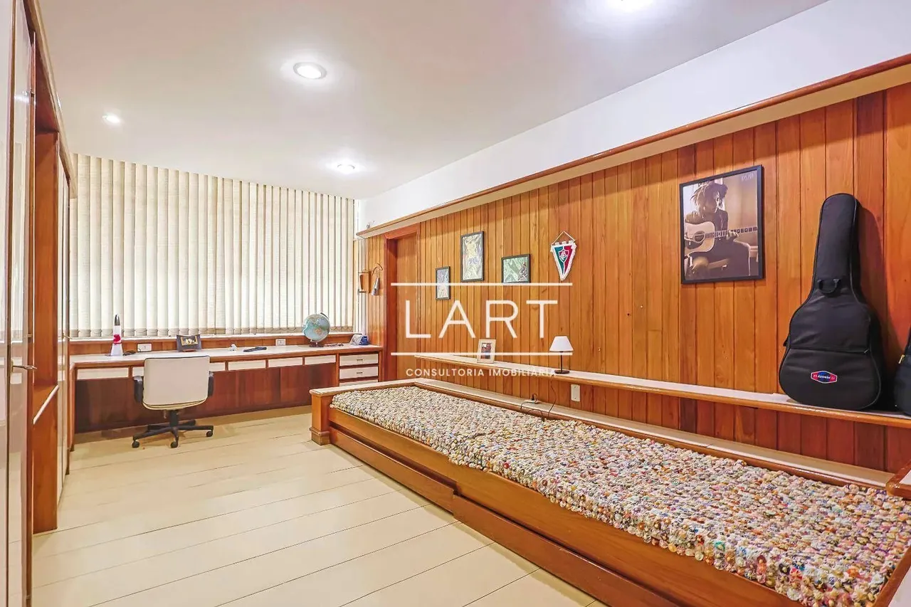 Дом с 5 спальнями и 800 м², с зоной для стирки — photo 6