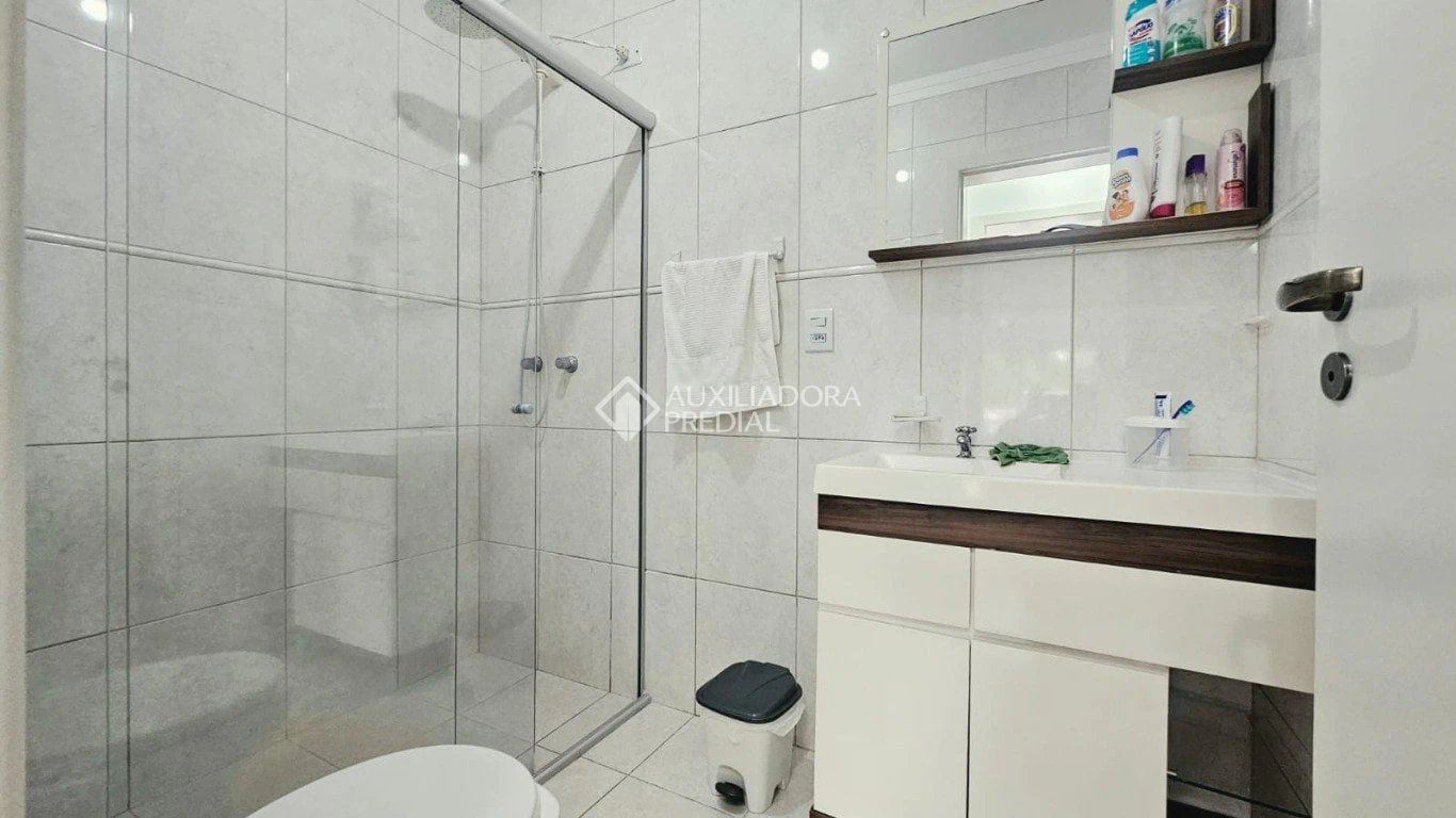 Furnished apartment, 62 m², with a grill on the balcony — photo 13