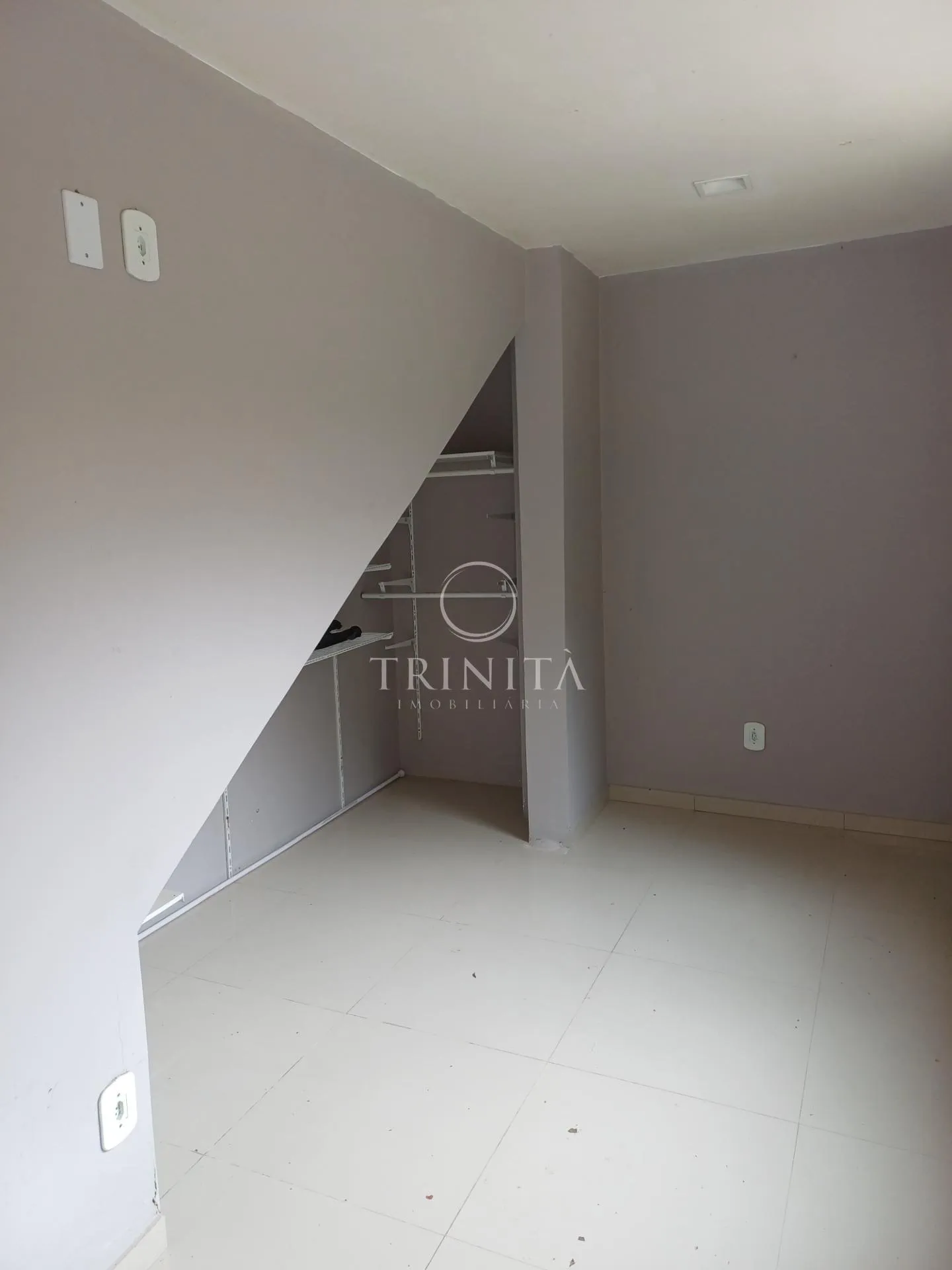 House, 490 m², with a grill on the balcony — photo 54