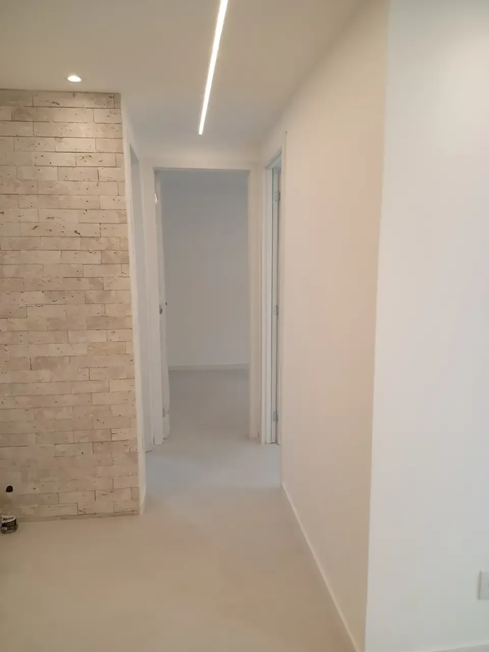 Apartamento com 2 quartos e varanda em bom estado — photo 19