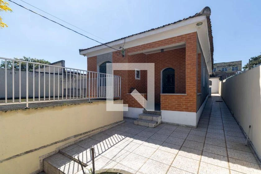 Rental house with 3 bedrooms and private garden — photo 41