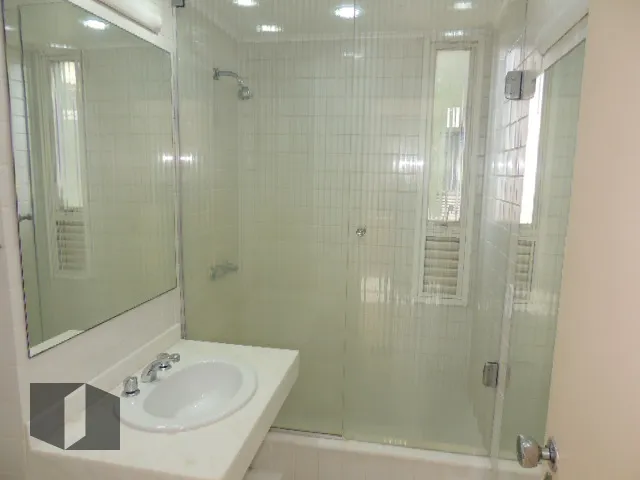 Apartment with 2 bedrooms, 3 bathrooms and mountain views — photo 2
