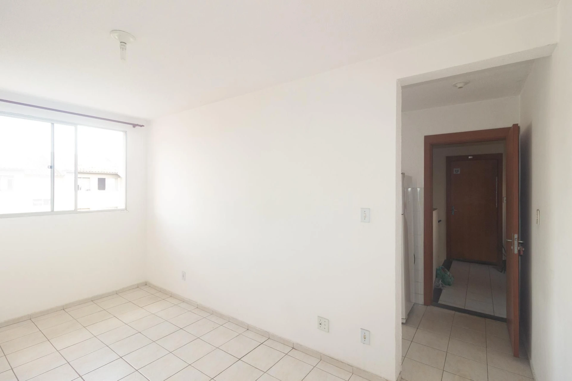 2-bedroom apartment with a closed kitchen and gas stove — photo 26