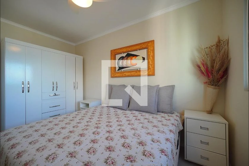 Apartamento mobiliado com 2 quartos e varanda — photo 6