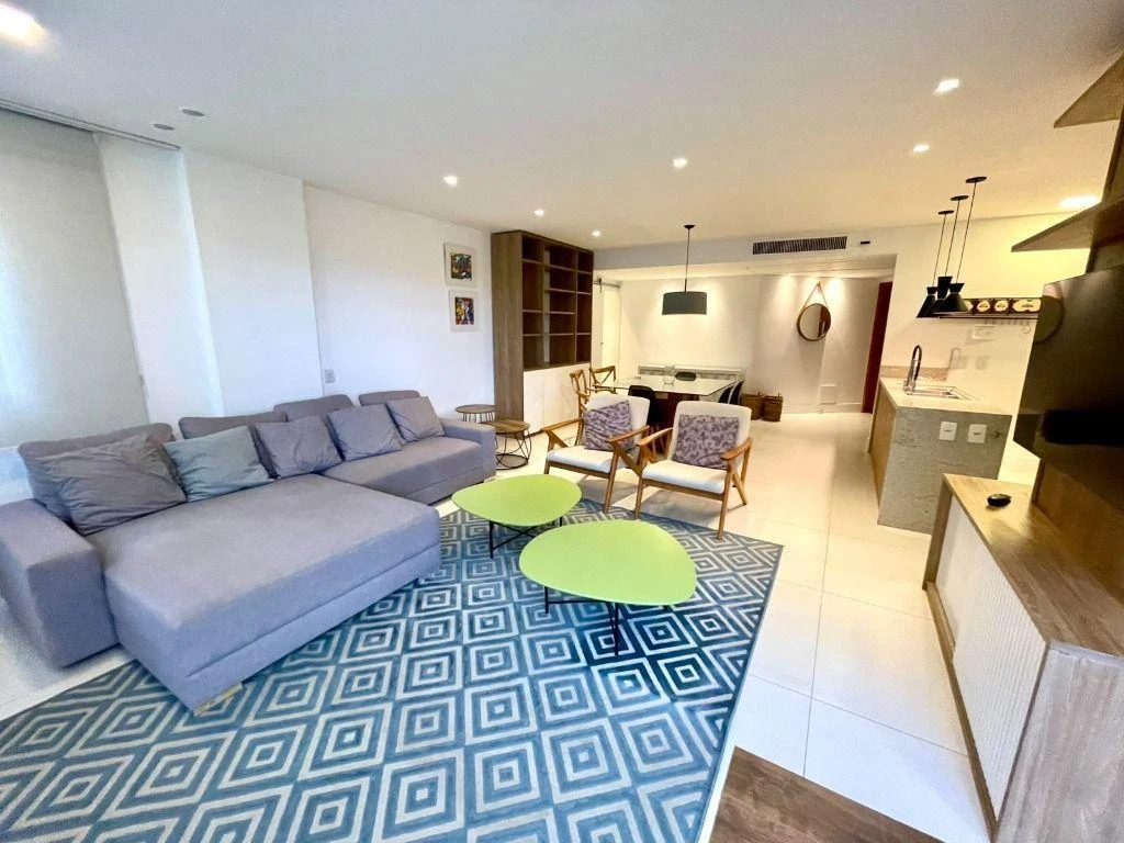 Furnished apartment, 115 m², with a home office