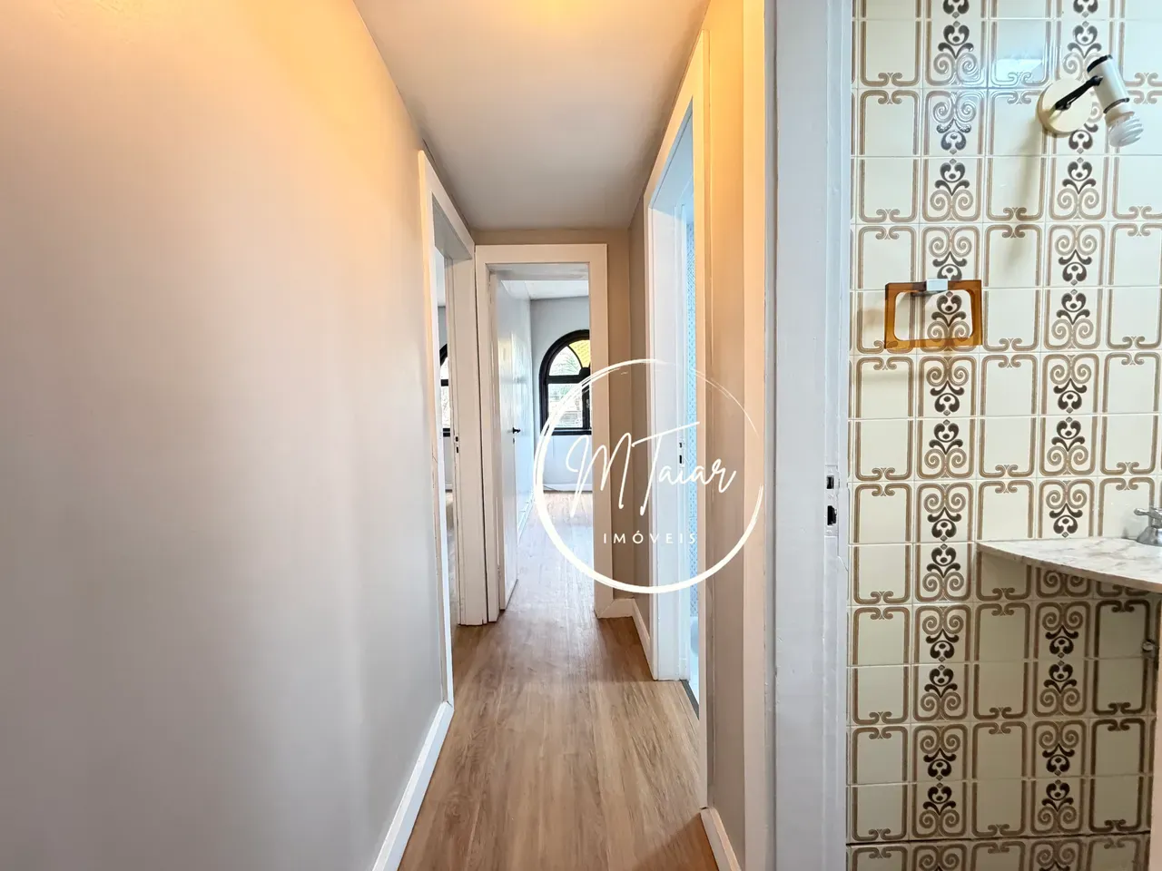 Рабочее место и 4 спальни: квартира 145 м² — photo 27
