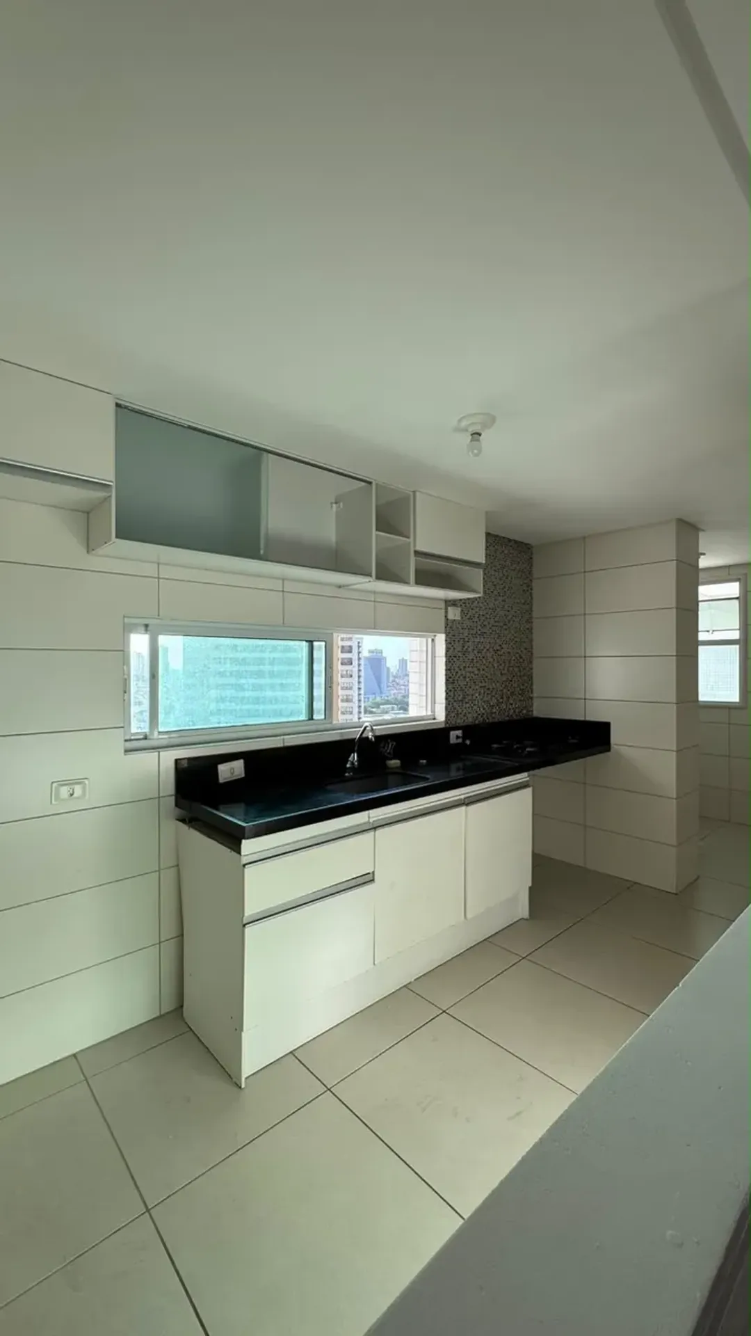 Bathtub in a 3-bedroom apartment, 87 m² — photo 2
