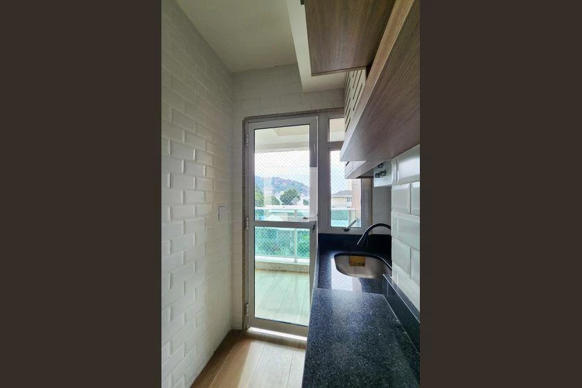 Apartment, 66 m², with a glass-enclosed balcony — photo 42