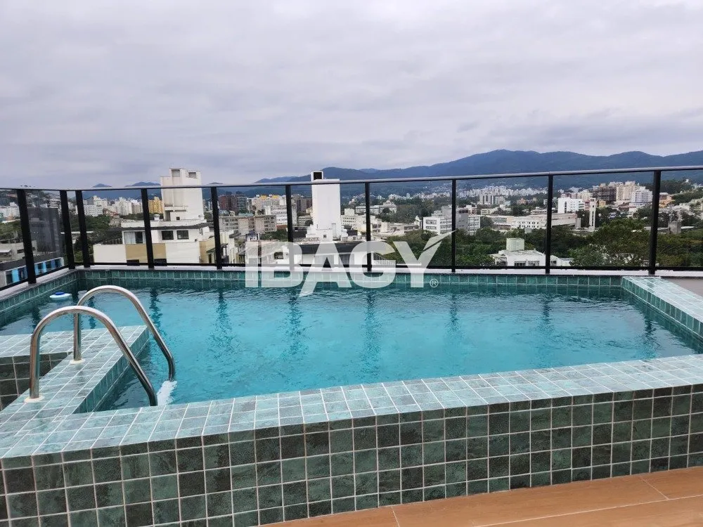 Furnished 35 m² studio with 1 bedroom and 1 bathroom — photo 18