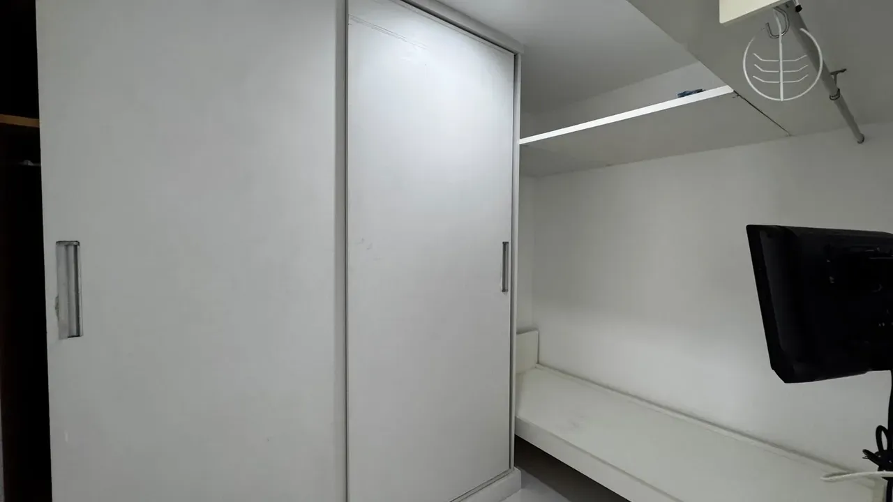 3-bedroom apartment in a building with a sauna — photo 15