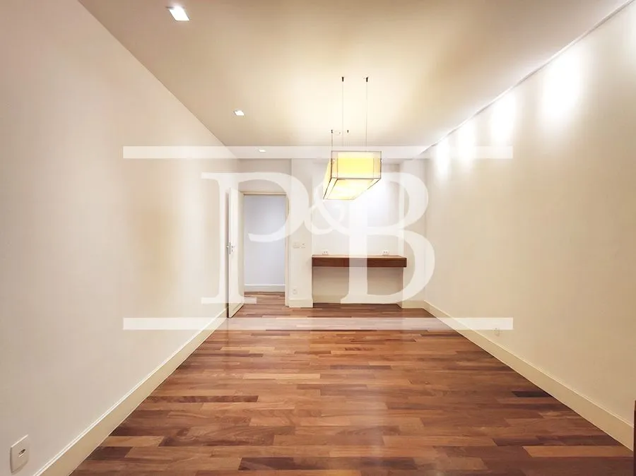 Rental apartment with 3 bedrooms and 261 m² — photo 8