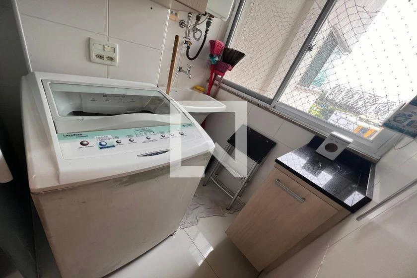 2-bedroom apartment in a building with a gym — photo 22