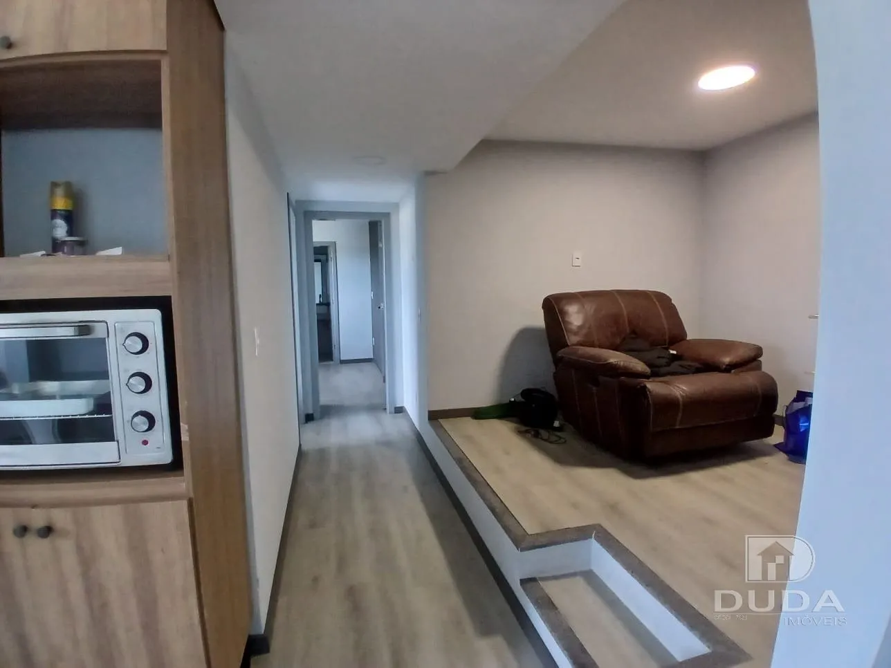 Furnished 2-bedroom house with an open-plan kitchen