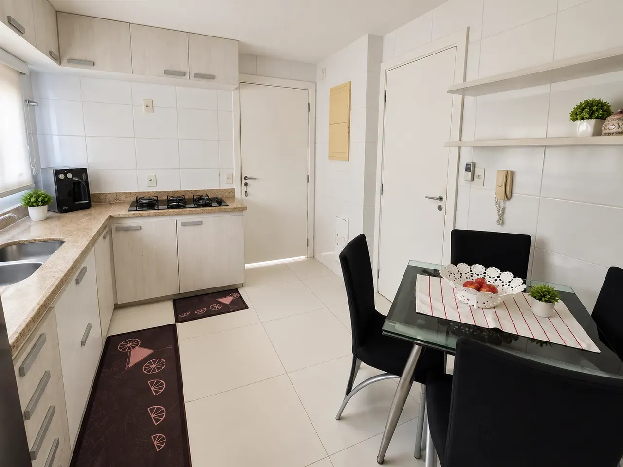 Furnished house, 153 m², with a garden — photo 25