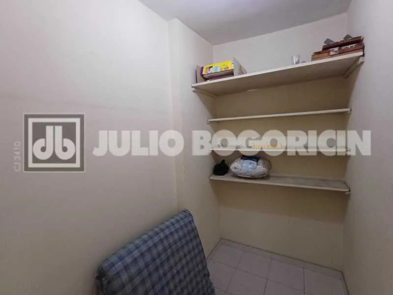 Departamento en piso 2 con ventanales de piso a techo — photo 22