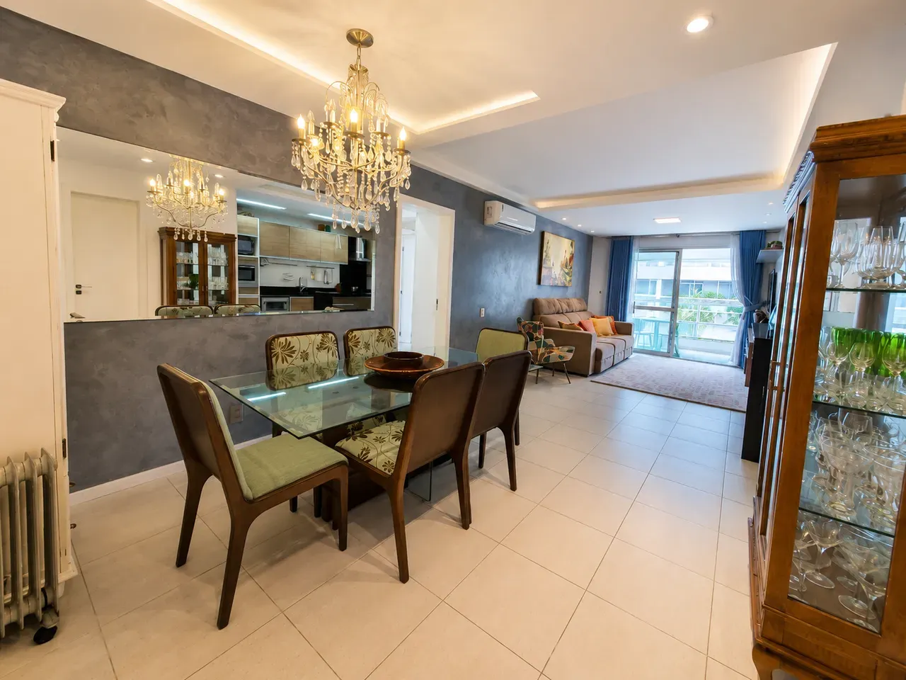 Apartamento amueblado de 3 dormitorios con suite y 2 plazas — photo 15