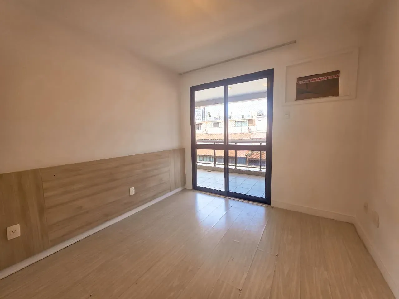 Home office in a 3-bedroom apartment, 107 m² — photo 11