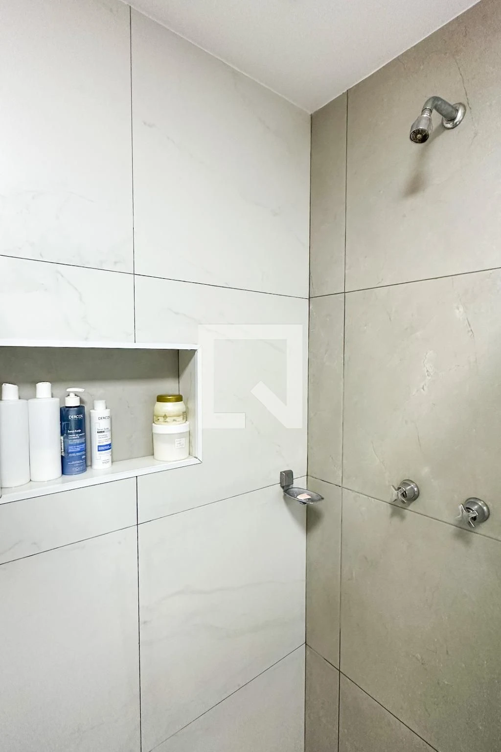 Furnished apartment, 144 m², with a walk-in closet — photo 47