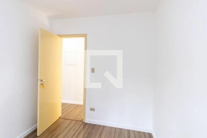 Балкон с грилем и 3 спальни: квартира 80 м² — photo 31