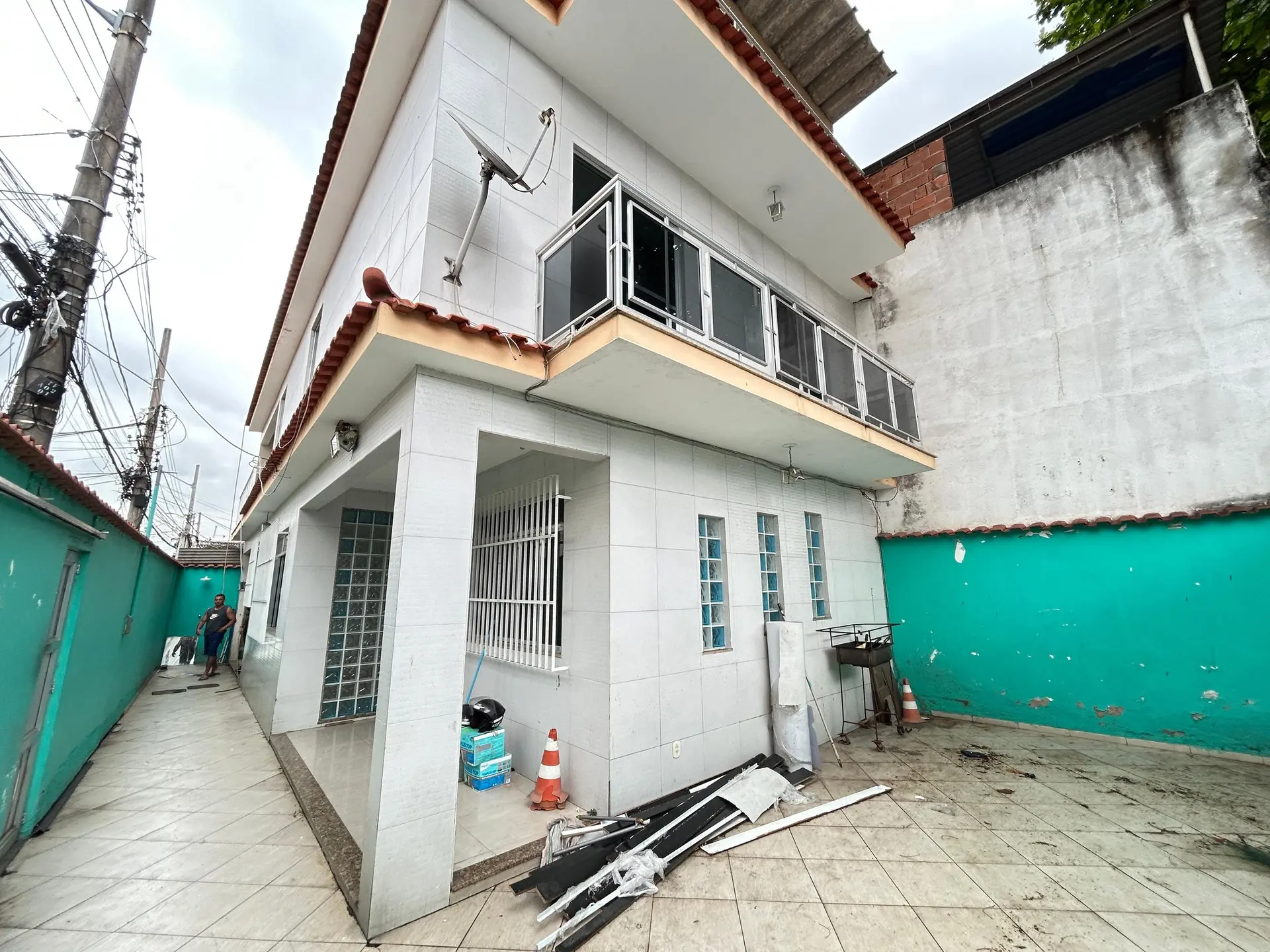 House, 300 m², with a walk-in closet — photo 19