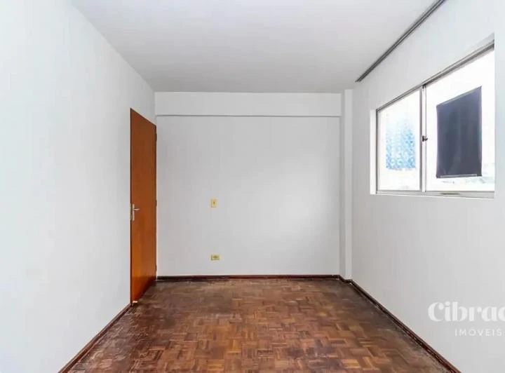 1-bedroom apartment with electric shower in bathroom — photo 2