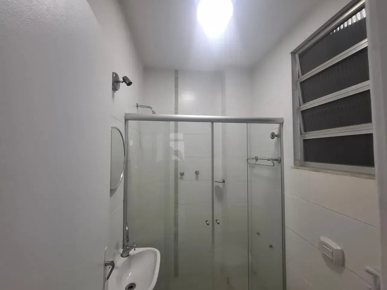 Apartamento com 1 quarto e cozinha fechada — photo 4