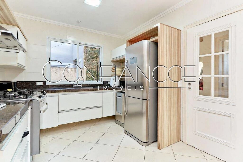 Casa mobiliada, 266 m², com banheira — photo 2