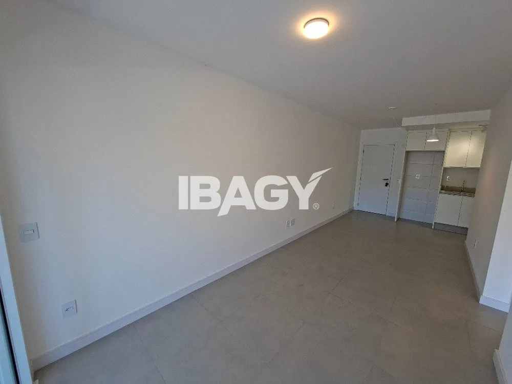 Apartment, 50 m², with a glass-enclosed balcony — photo 28