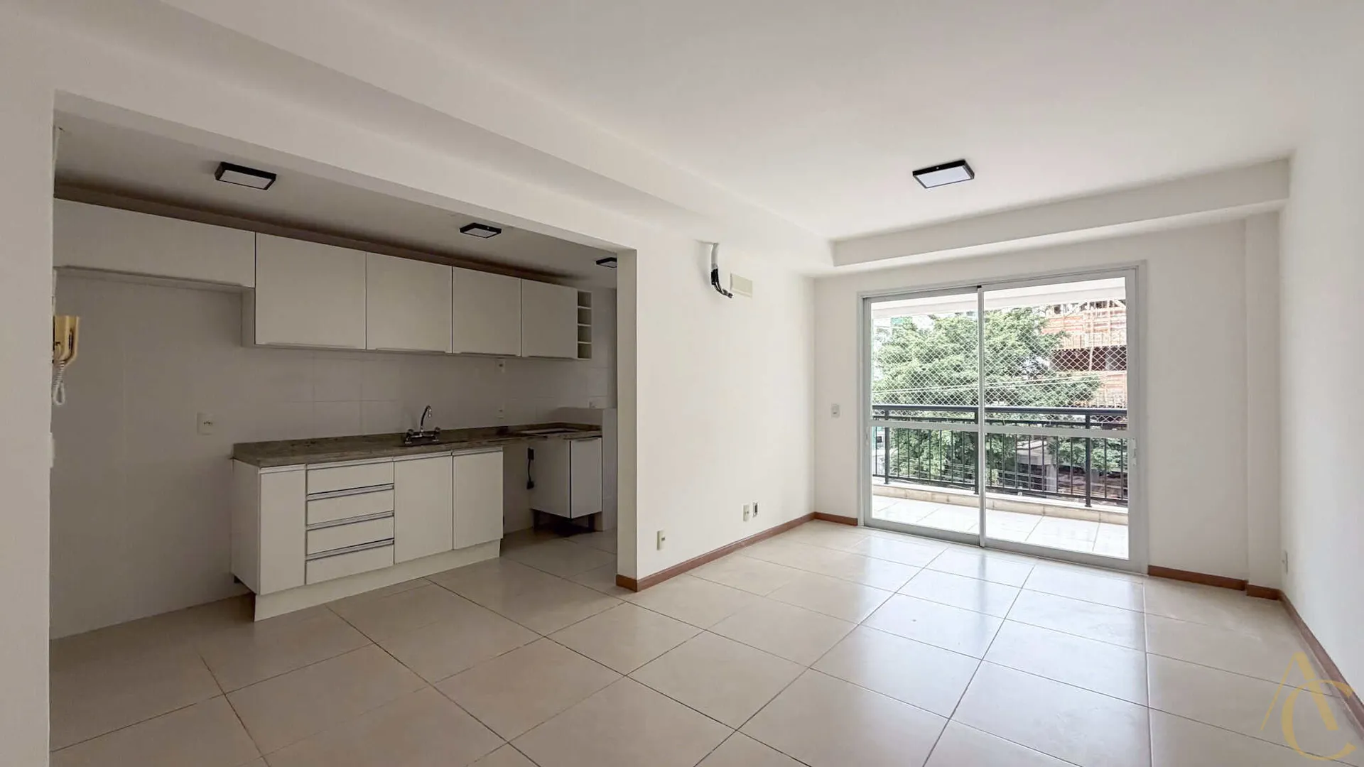 Apartamento de 130 m² com 3 quartos e piscina no condomínio — photo 34