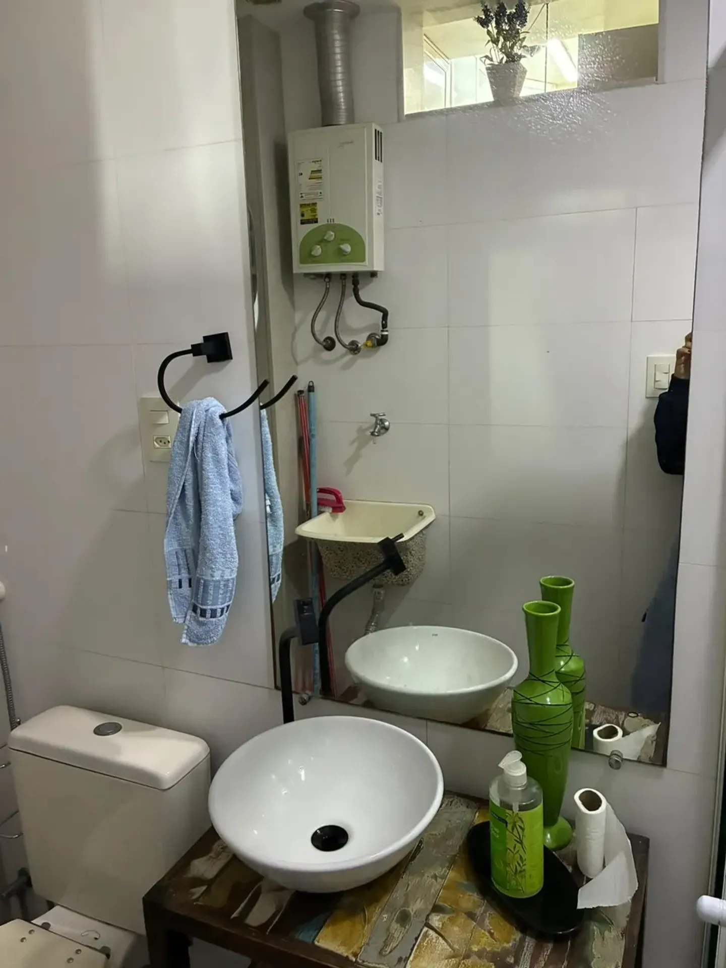 Furnished apartment with 2 bedrooms and a closed kitchen — photo 3