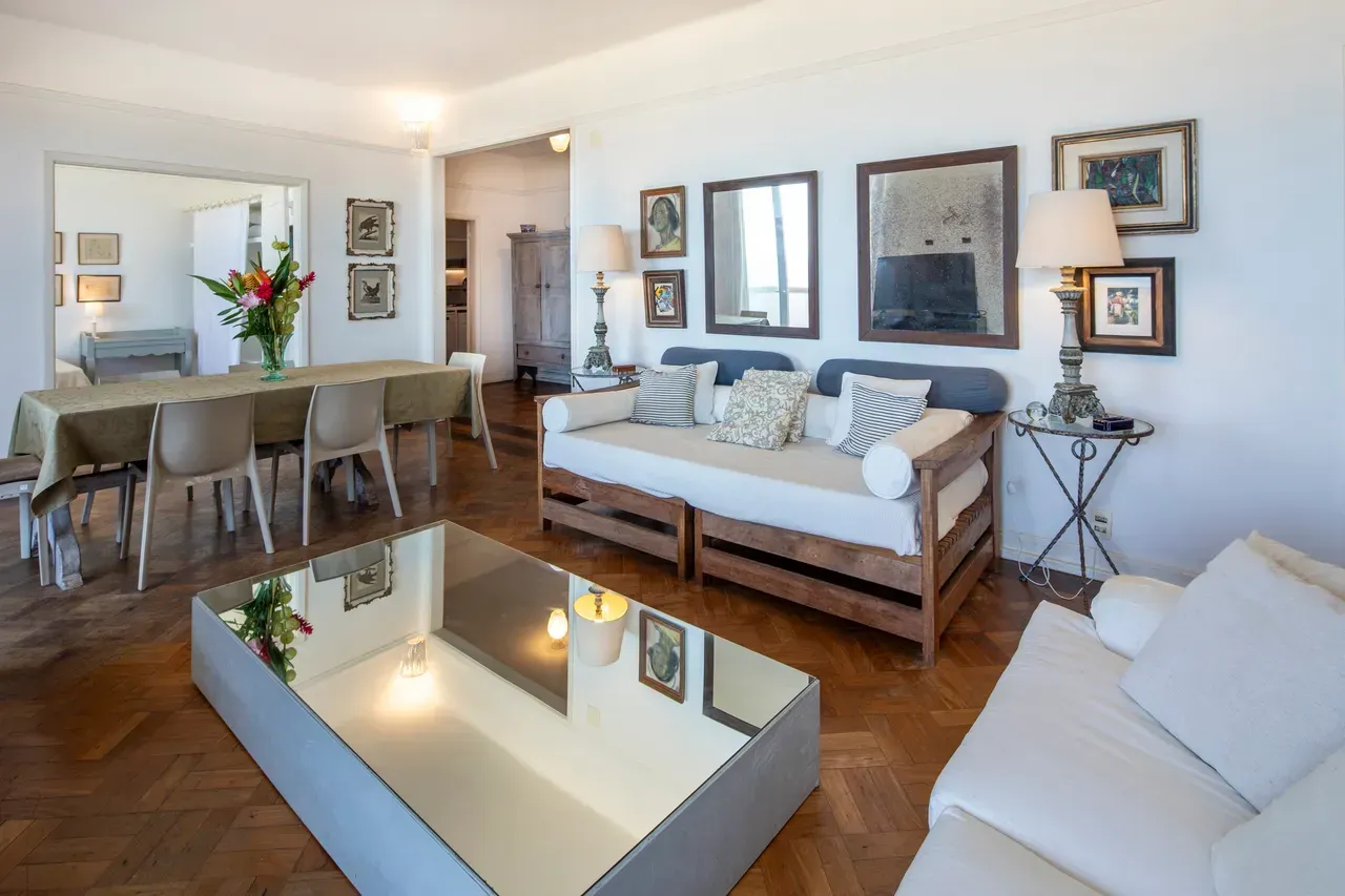 Furnished apartment with 3 bedrooms and a balcony — photo 8