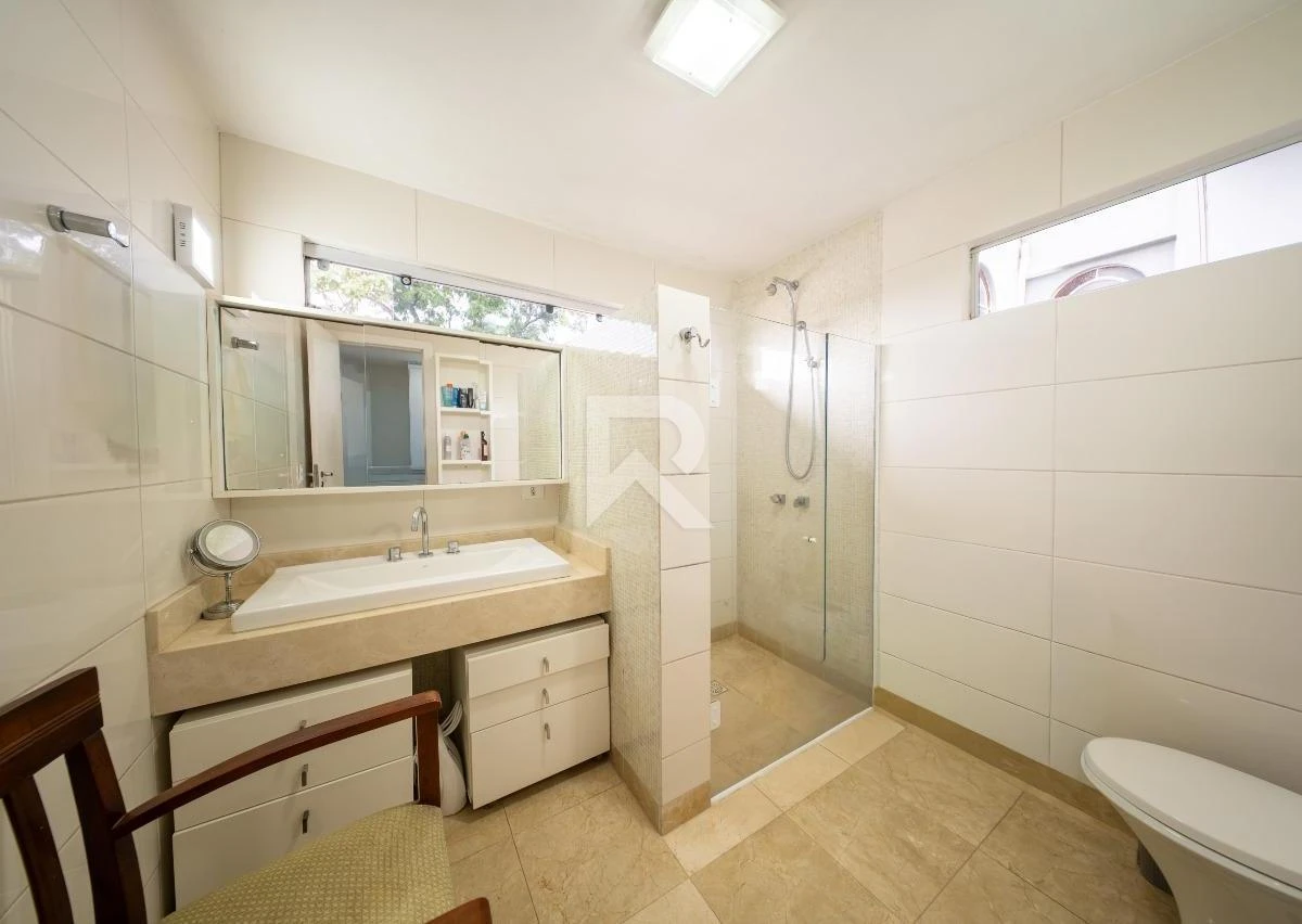 Furnished house, 247 m², with a home office — photo 41