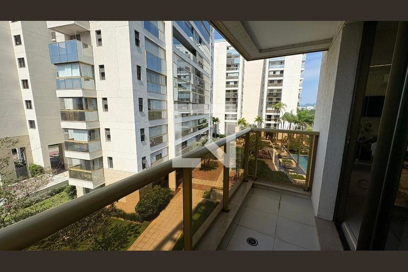 Apartment, 217 m², with a glass-enclosed balcony — photo 30