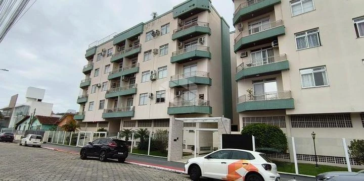 Apartamento de 74 m² con 2 dormitorios y parking cubierto — photo 3