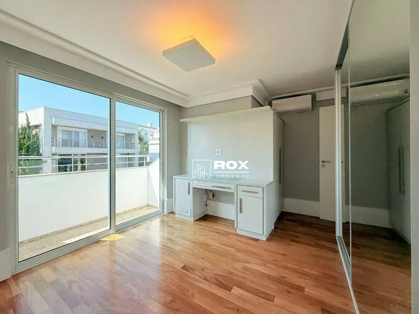 Ground-floor house with 5 en-suite bedrooms — photo 28
