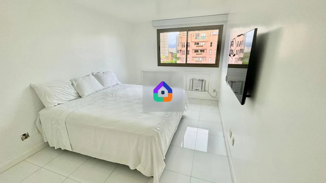 Furnished 2-bedroom apartment with 2 bathrooms — photo 15