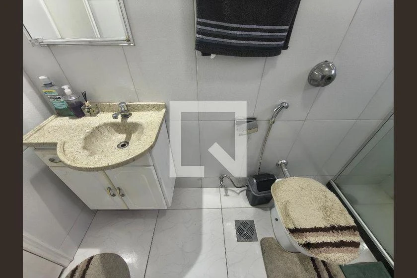 Rental apartment with 2 bedrooms and 68 m² — photo 3