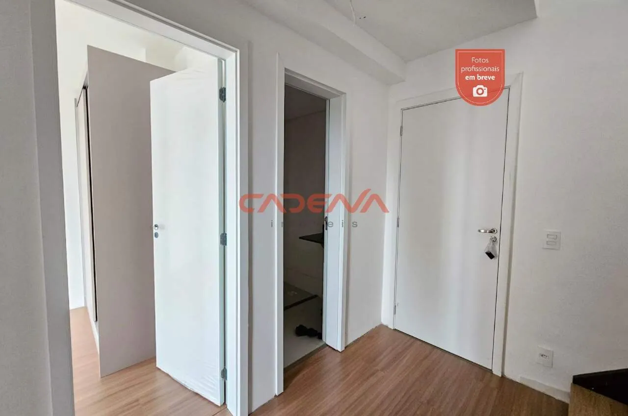 Apartamento com piso de madeira ou laminado, Parolin — photo 14