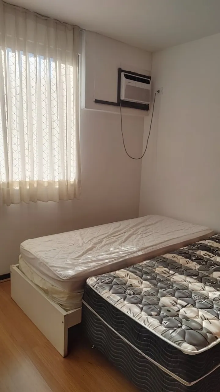 3-bedroom rental apartment with enclosed glass balcony — photo 17