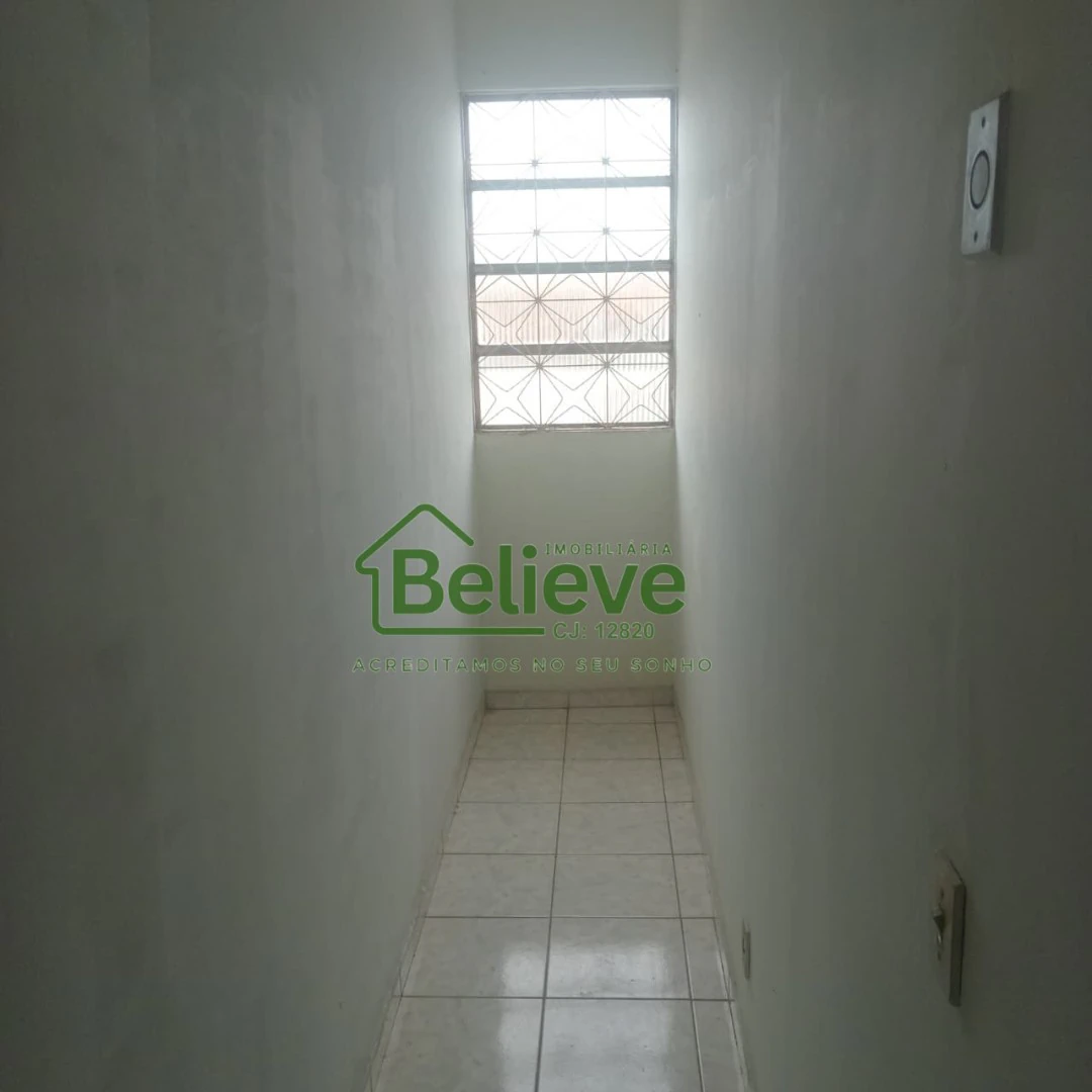 Casa, 42 m², com piso de madeira ou laminado — photo 10