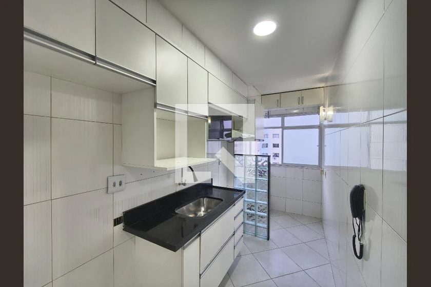 2-bedroom apartment with wood or laminate floors — photo 27