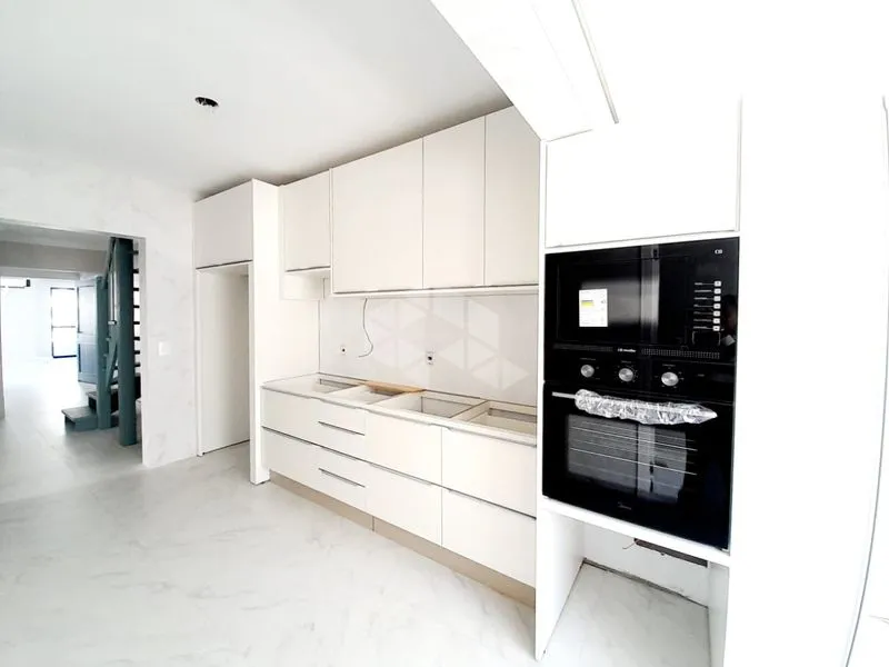 Duplex penthouse with 3 bedrooms and 303 m² — photo 10